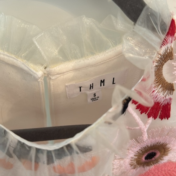 THML Floral Ruffle Top - Picture 2 of 7